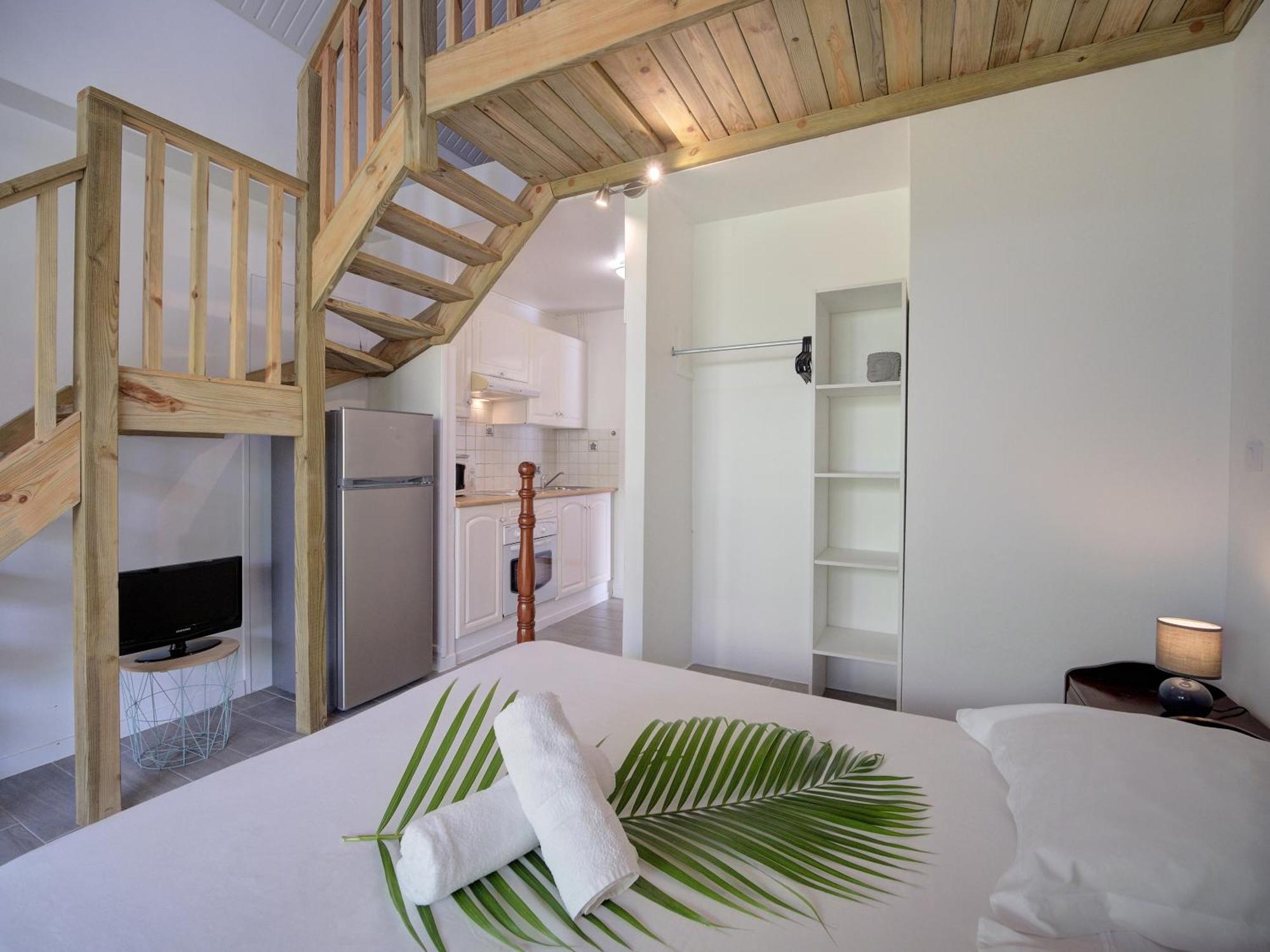 Residence Ti'Keol - Appartements Avec Terrasse 2 A 4 Personnes, Piscine Sainte-Anne Ngoại thất bức ảnh