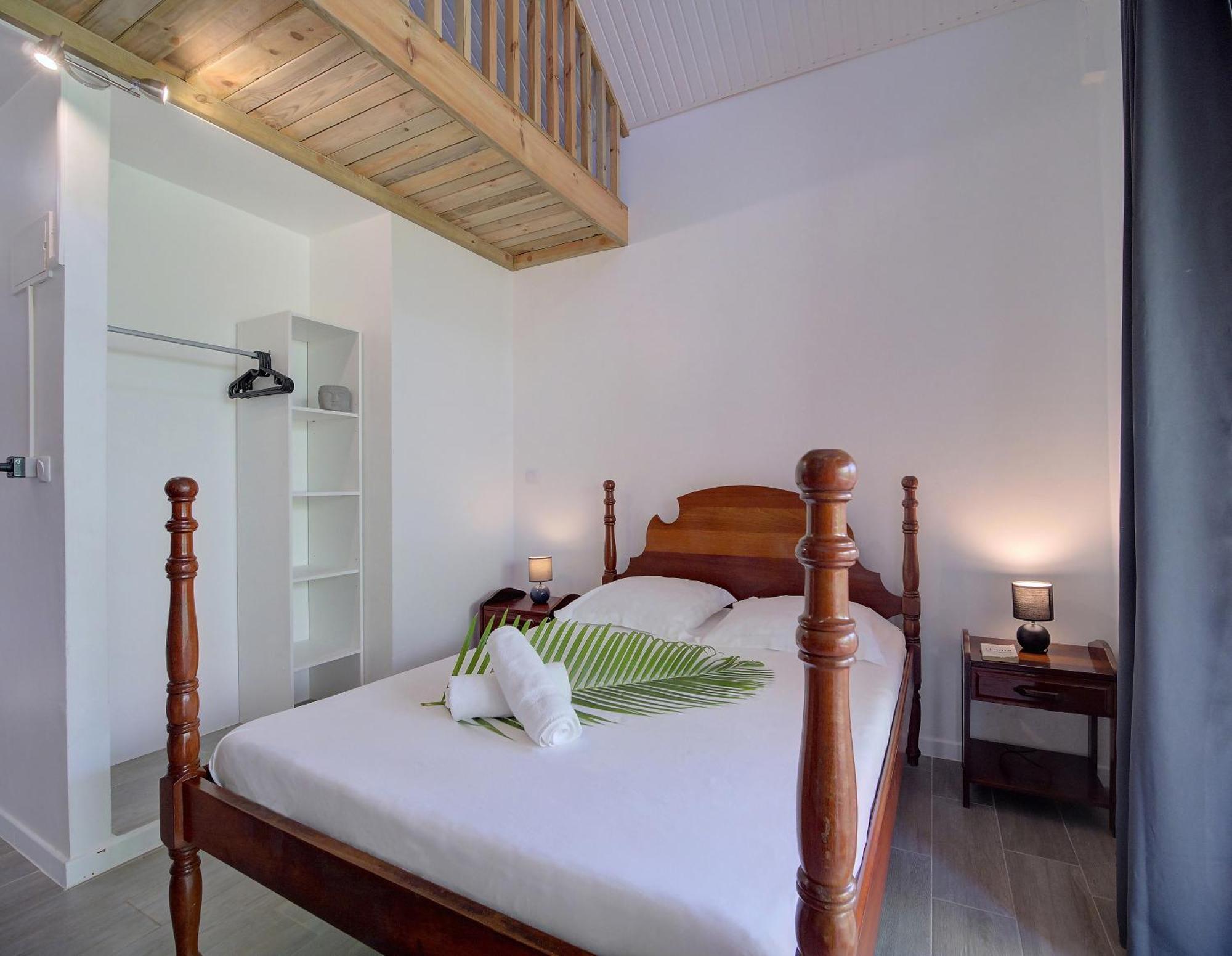 Residence Ti'Keol - Appartements Avec Terrasse 2 A 4 Personnes, Piscine Sainte-Anne Ngoại thất bức ảnh