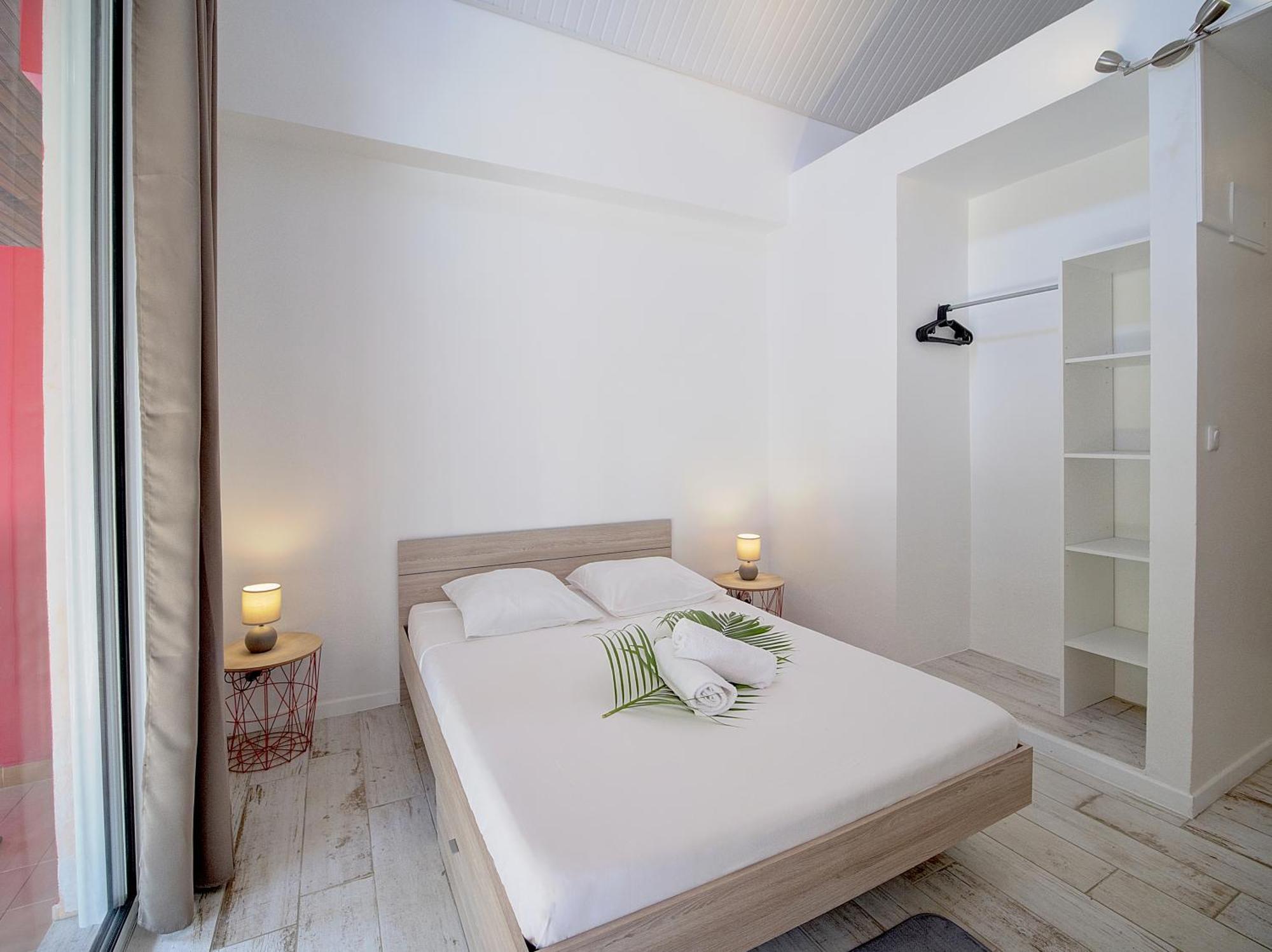 Residence Ti'Keol - Appartements Avec Terrasse 2 A 4 Personnes, Piscine Sainte-Anne Ngoại thất bức ảnh